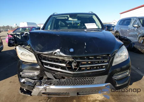 2013 Mercedes-Benz Ml 350 4Matic z USA, uszkodzony, nr VIN 4JGDA5HB5DA250251